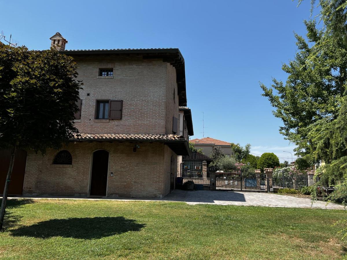 Ferienwohnung Gocce balsamiche Ravarino Exterior foto